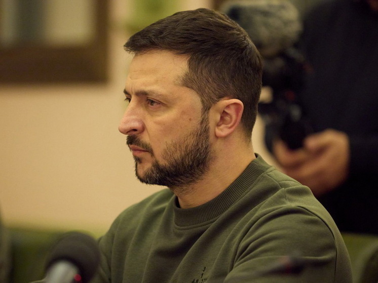 Дубинский заявил, что шансы Зеленского удержать власть тают после переговоров
