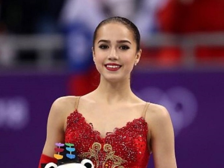 На днях титулованная российская фигуристка Алина Загитова отпраздновала 23-летие. В честь этого события мама олимпийской чемпионки Лейсан Загитова выложила в соцсети видео, собранное из моментов детства будущей звезды спорта.