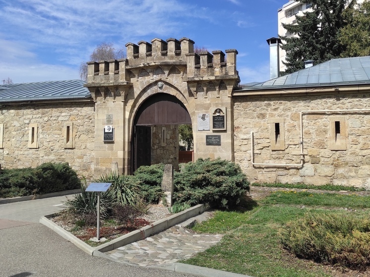 Летом 1820 года на голову коменданта Кисловодской крепости Ивана Курило и начальника кисловодского кордона генерал-майора Станислава Мерлини свалились заботы