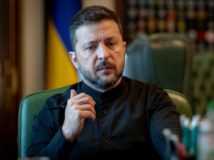 Христофору: режим Зеленского впадает в панику из-за падающего интереса Запада